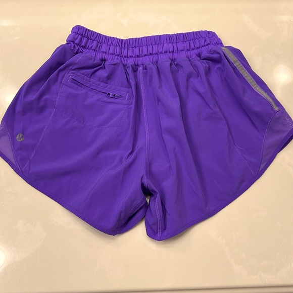 Lululemon Women's Purple Athletic Shorts - Picture 2 of 5